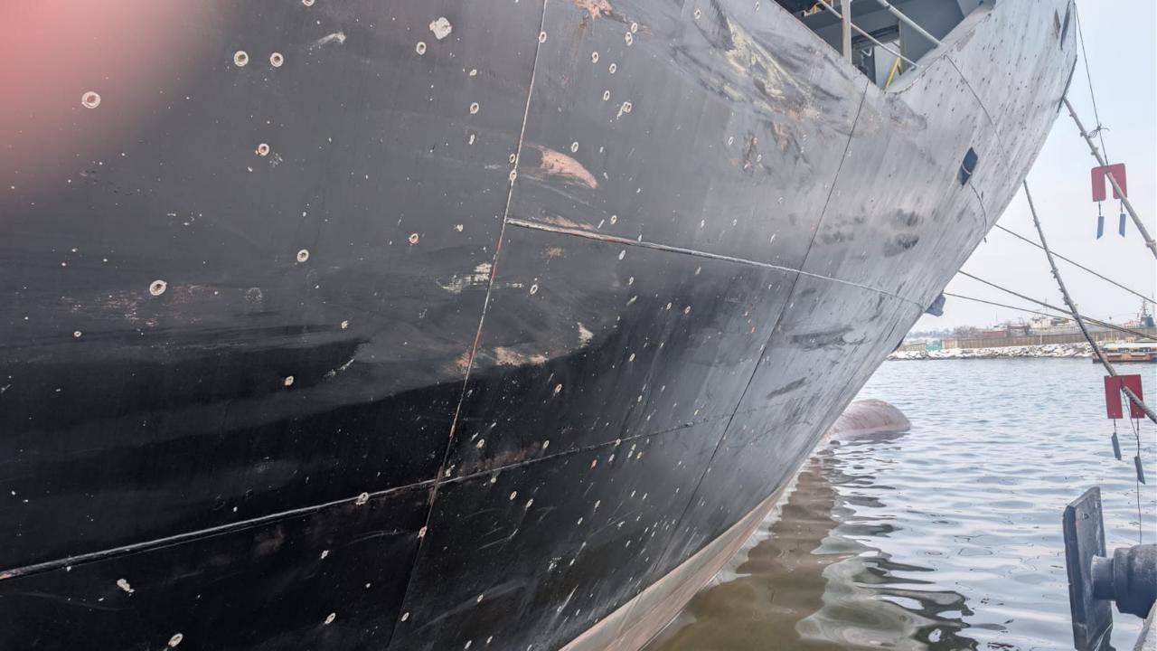 Наслідки удару російської балістичної ракети по порту в Чорноморську 15 січня 2026 року