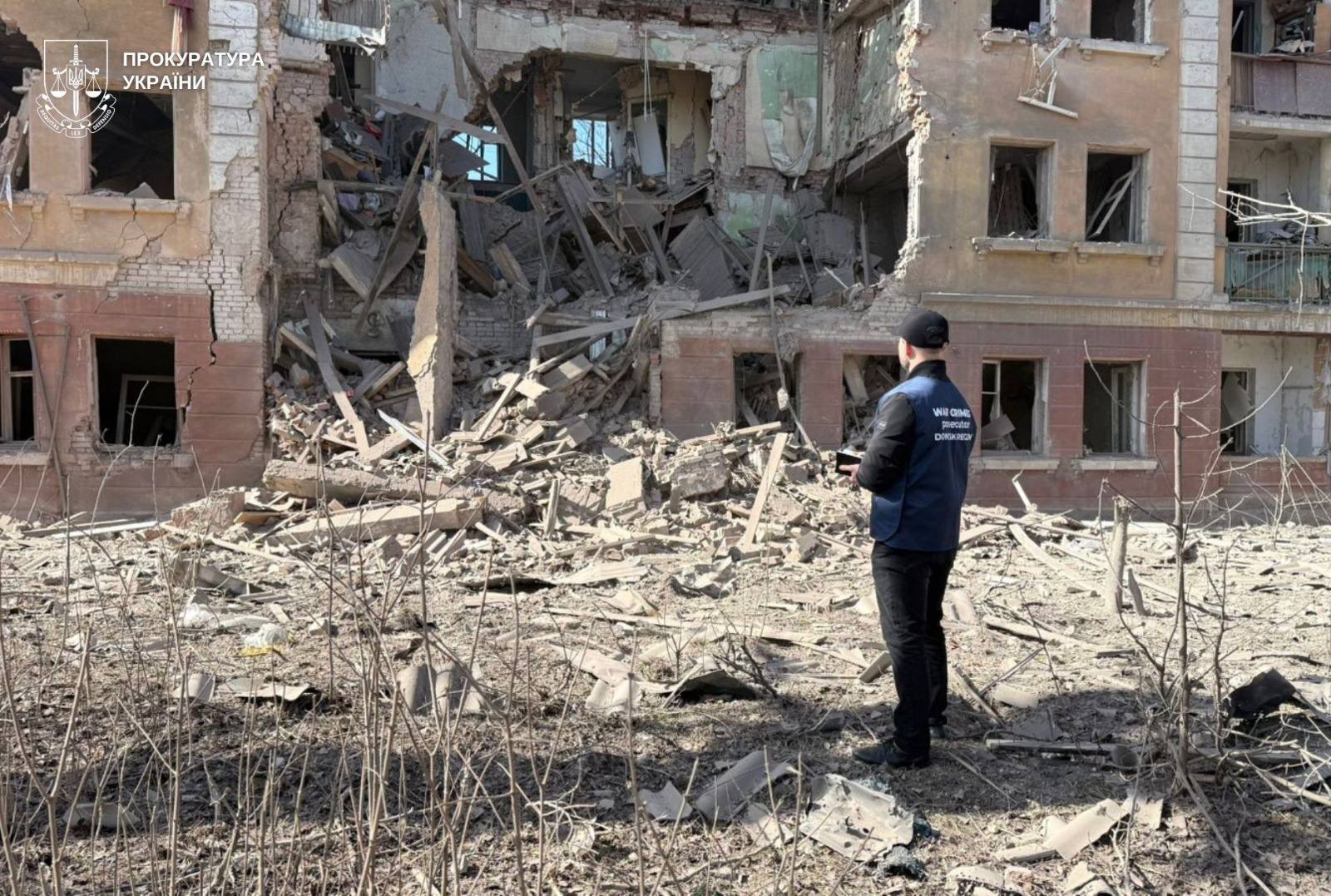 Наслідки авіаудару росіян по Словʼянську 10 березня 2026 року