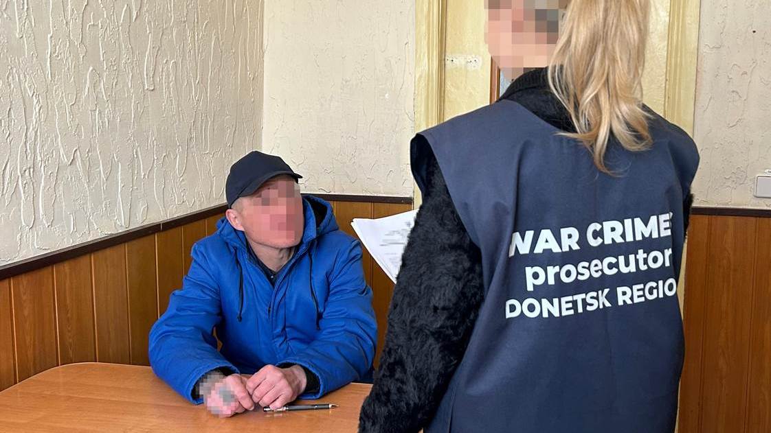 У полон взяли окупанта, який два місяці поспіль ґвалтував жительку села на Донеччині
