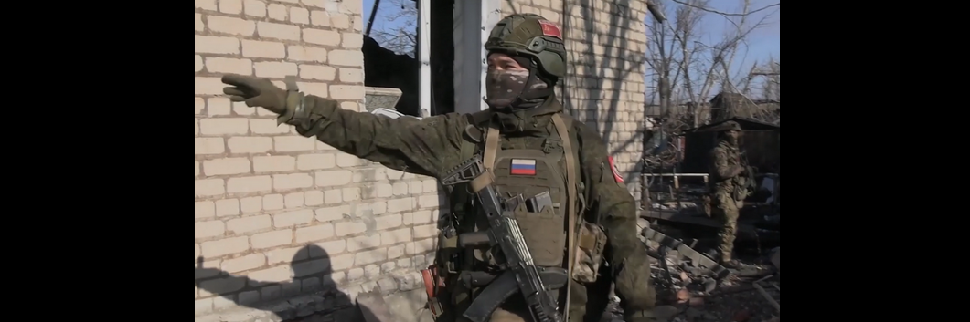 Російському окупанту повідомили підозру в воєнному злочині за знущання з жінки на Чернігівщині