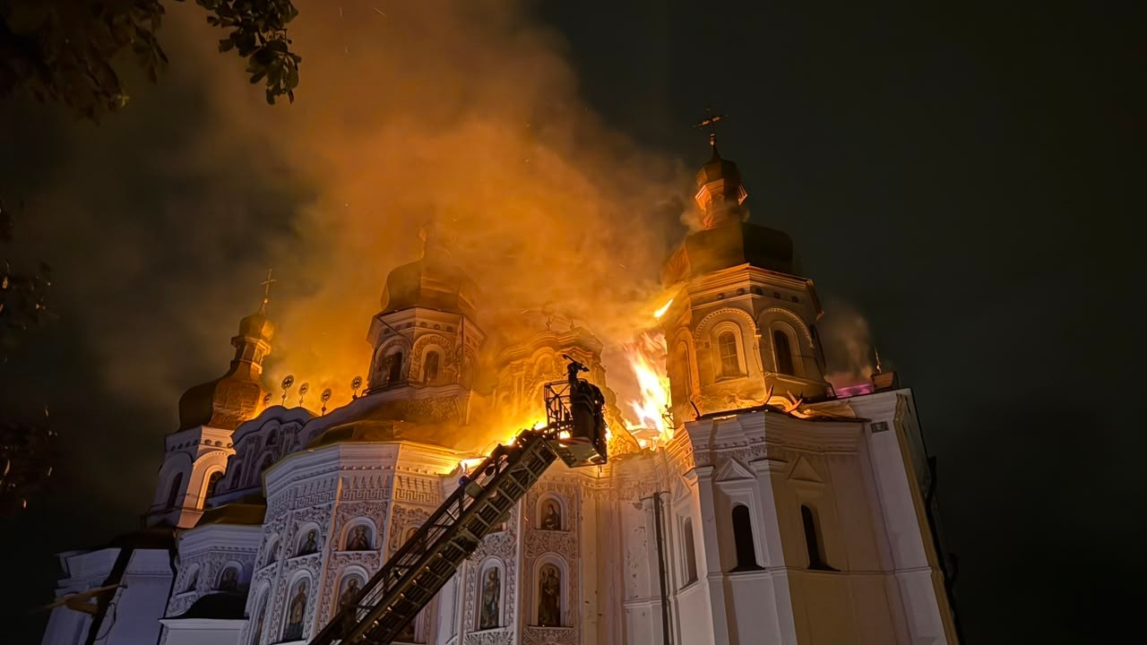 Росія під час масованої атаки вдарила по Києво-Печерській лаврі